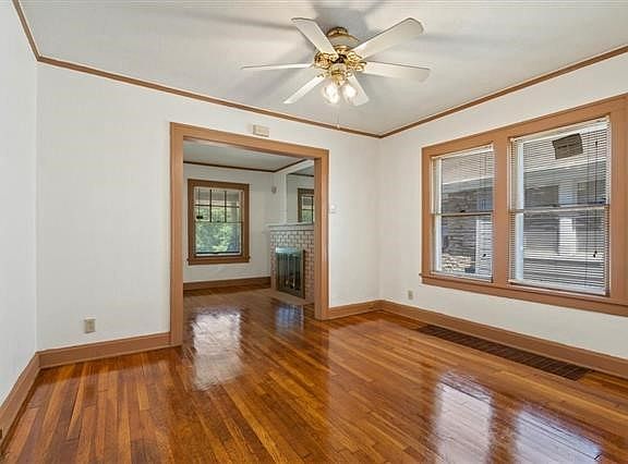 5th image of 5345 Swope Pkwy