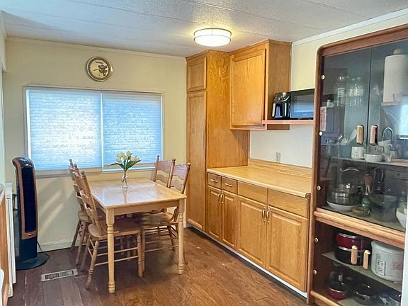 3rd image of 2855 Senter Rd Space 40