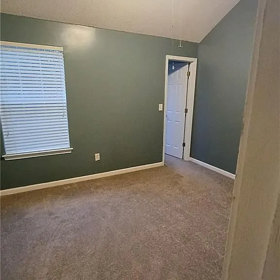 325 Barshay Dr — Photo 8