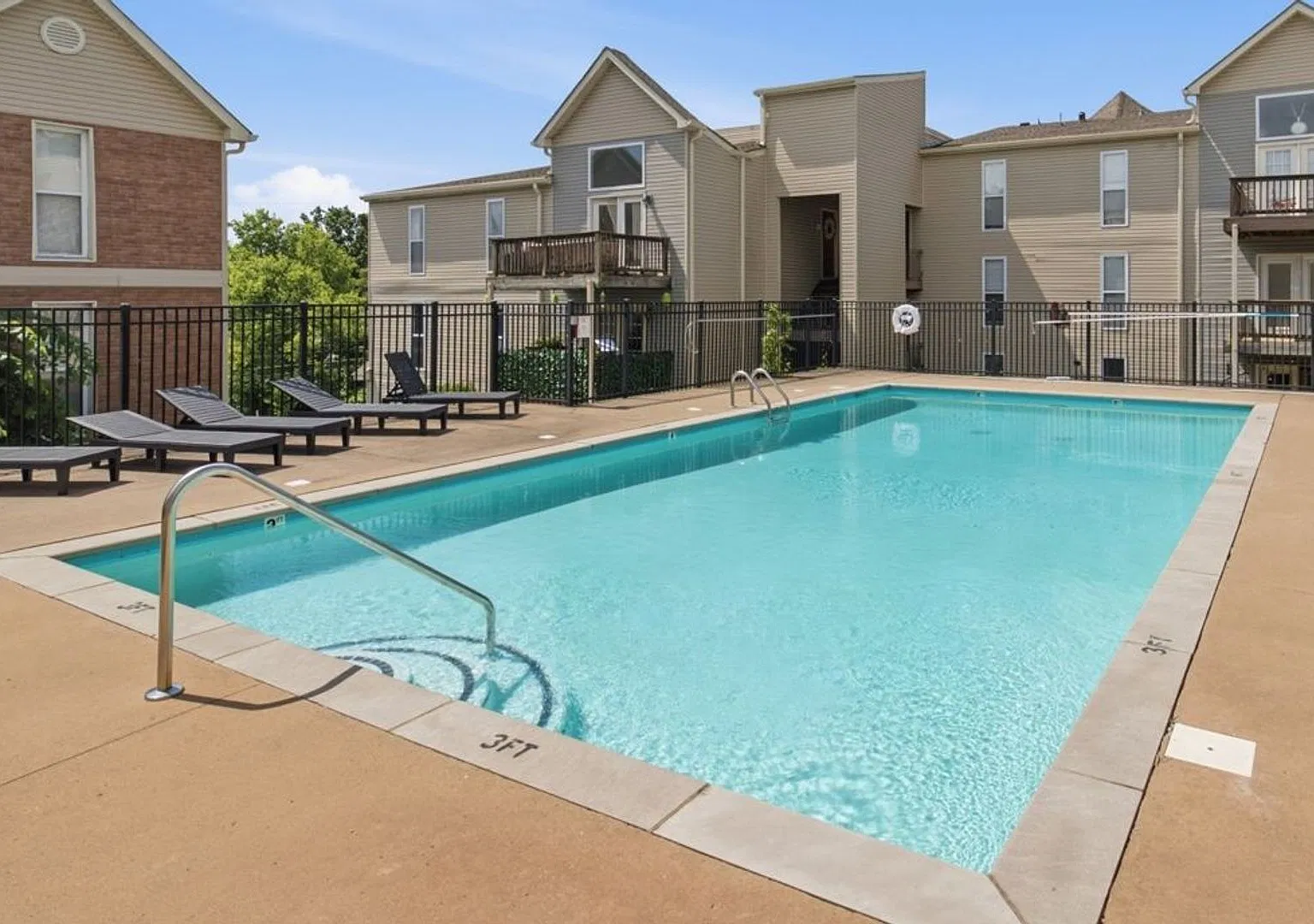 2 Bed/ 2Bath South Nashville Condo — Photo 1
