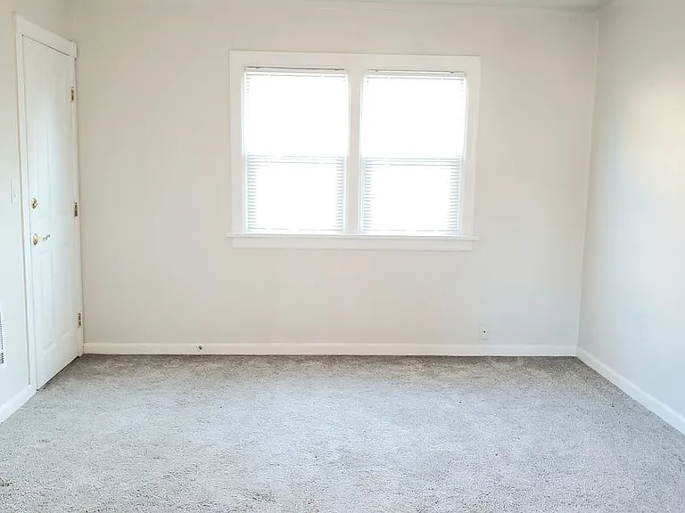 211 N Delaware Ave — Photo 8