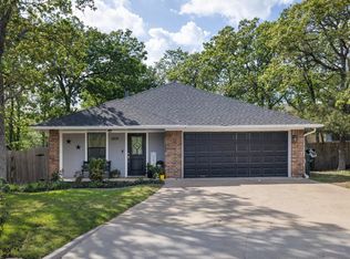 3000 Manorwood Dr, Bryan, TX 77801