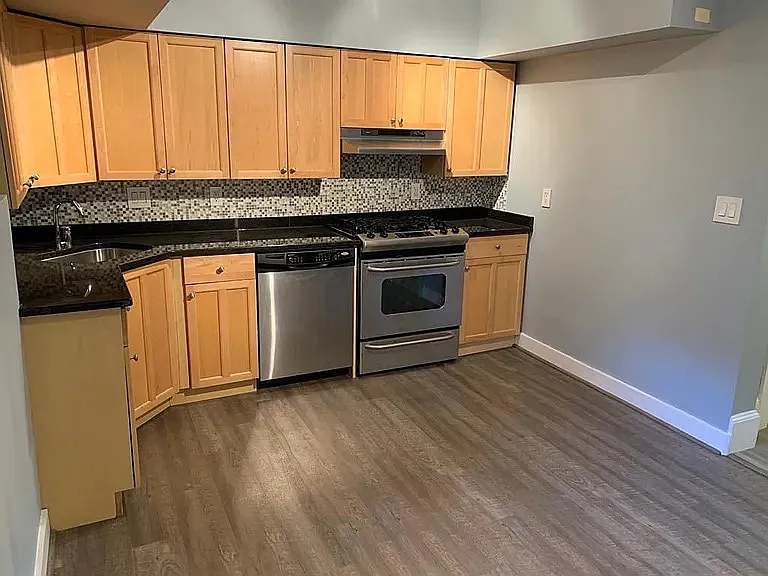 100 Lanark Rd — Photo 9