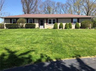 420 E Edgewood Dr, Shelbyville, IN 46176