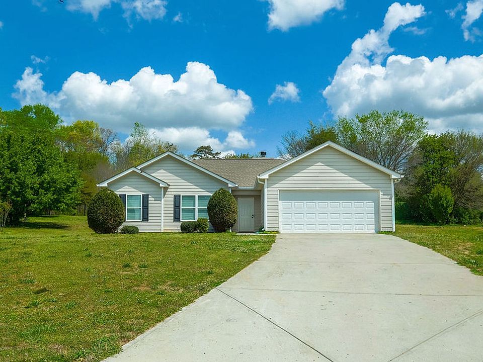 1st image of 77 Gray Field Ct