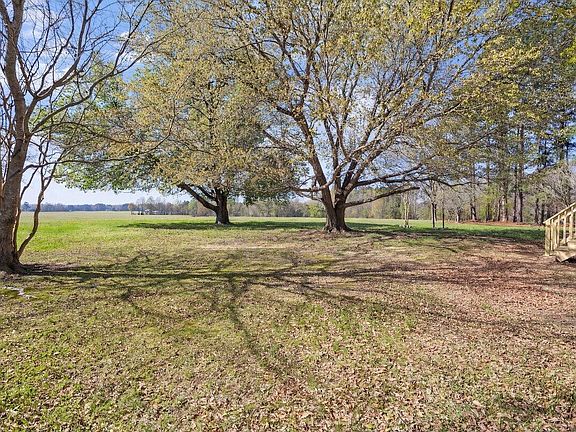 4th image of 2 Howard Tant Rd