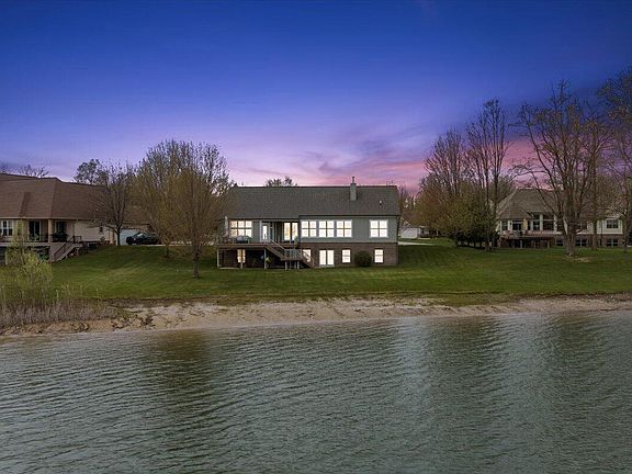 2nd image of 11551 Wellington Ct