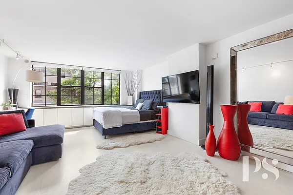 Rented by Compass | media 13