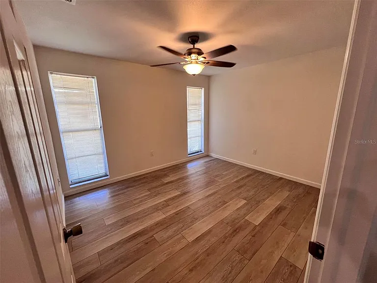 3339 Van Nuys Loop — Photo 9