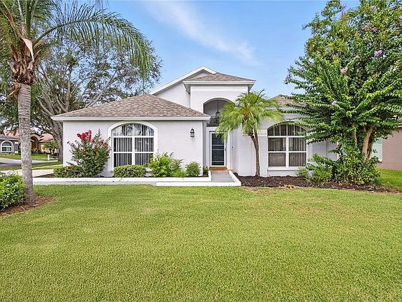 2nd image of 544 Royal Ridge St