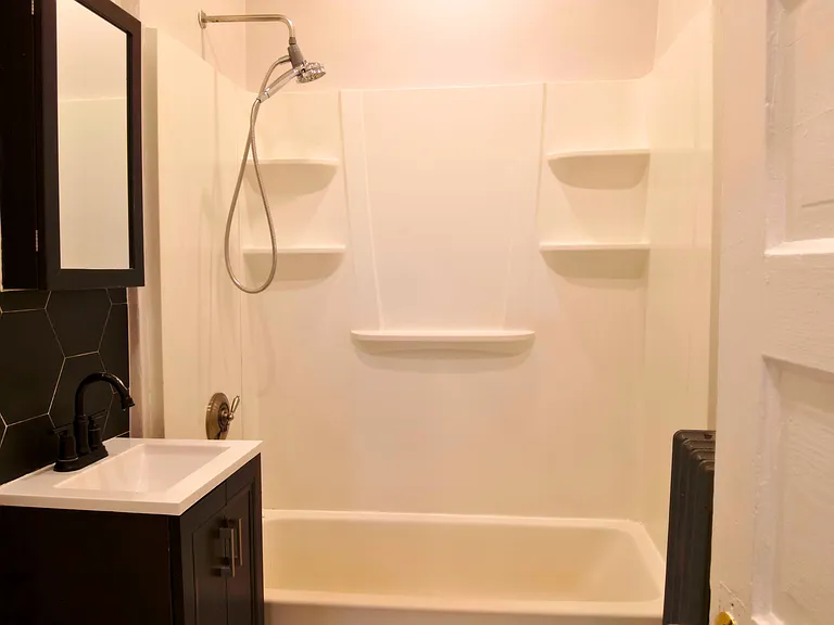 427 Geneva Ave #3 — Photo 12