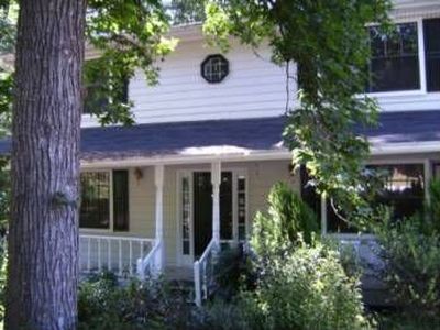 550 Lake Michele Ct, Stone Mountain, GA, 30088