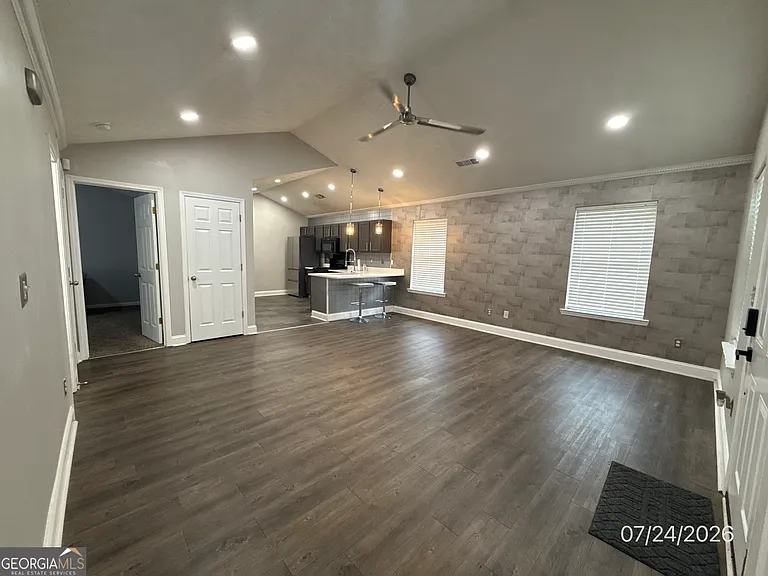 215 Autumn Lake Way — Photo 18