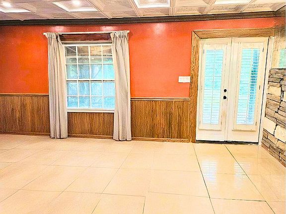 Porcelain Tile Floors
