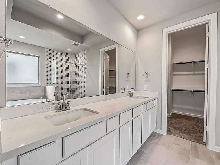 7623 Coral Lake Dr — Photo 26