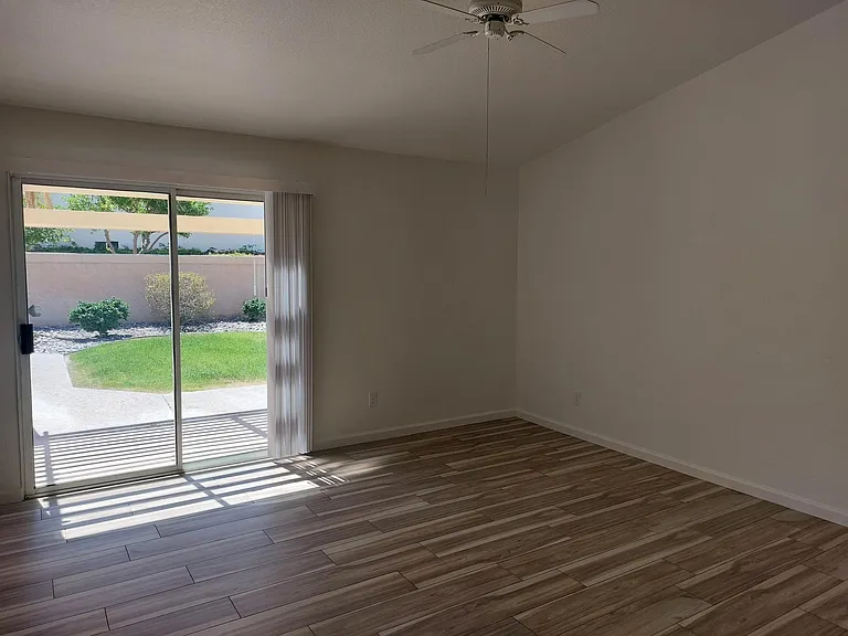 79315 Desert Wind Ct — Photo 22