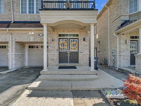 5th image of 28 Zanetta Cres