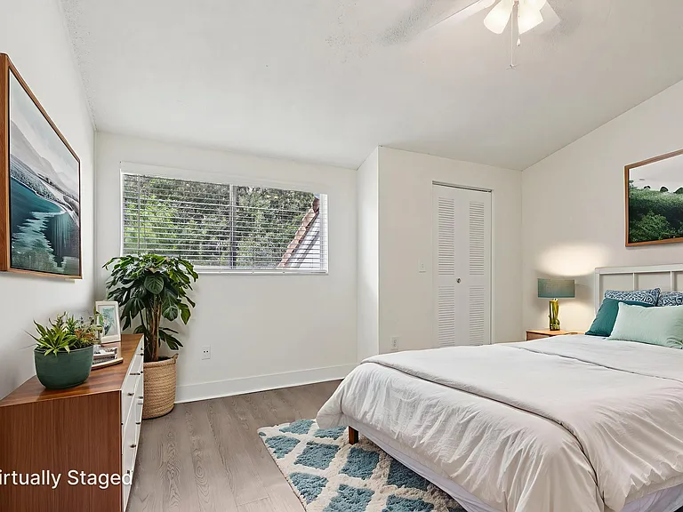 Windsor Castle Townhome Community — Photo 104