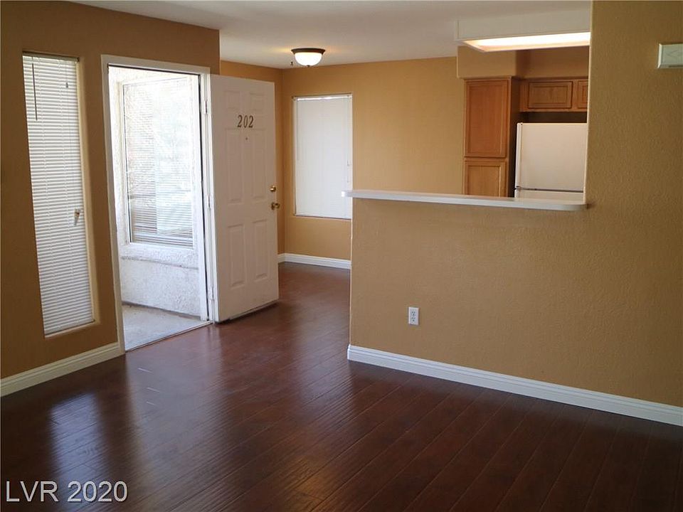 1st image of 3079 Key Largo Dr Unit 202
