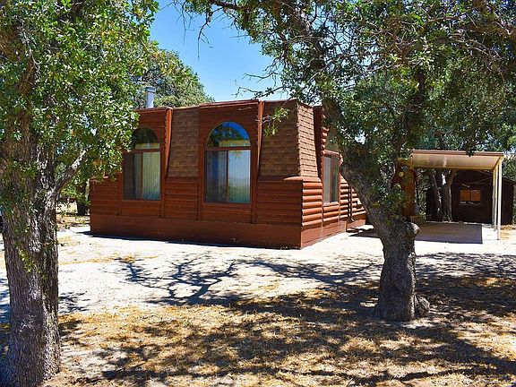 3rd image of 19386 Water Canyon Rd