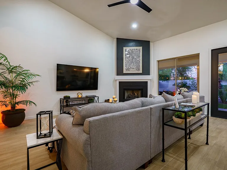 17635 N 55th Pl — Photo 7