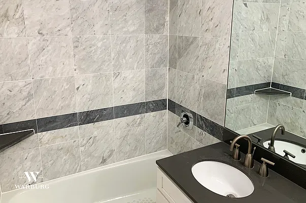Rented by Warburg | media 6
