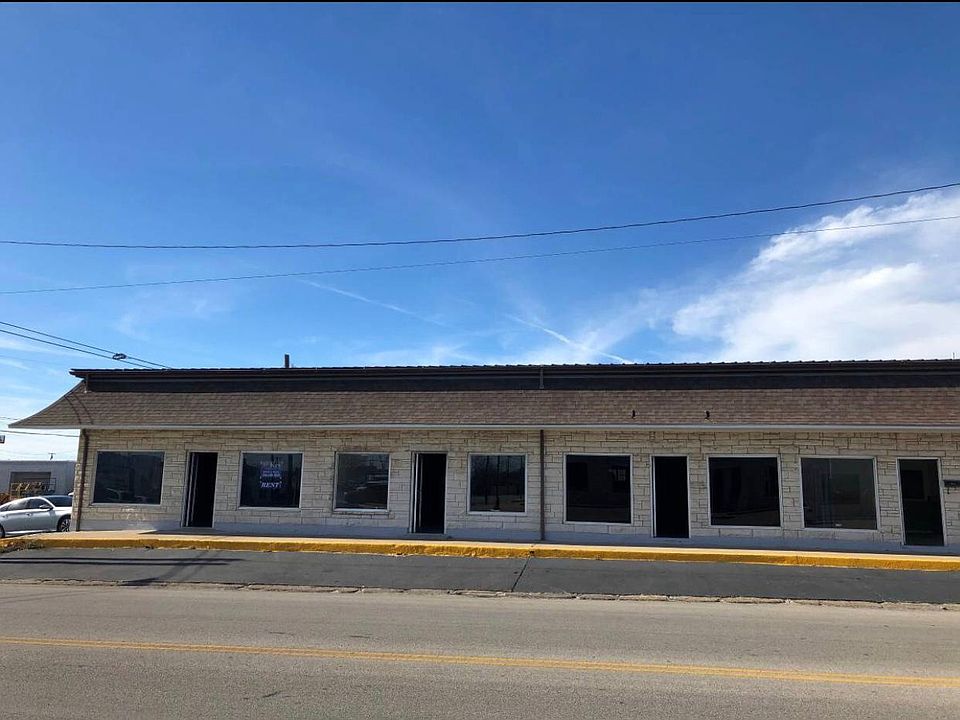 1st image of 121 N Gray St #127