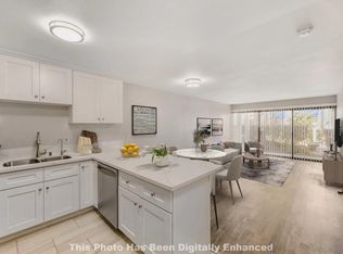 8308 Regents Rd UNIT 1H, San Diego, CA 92122