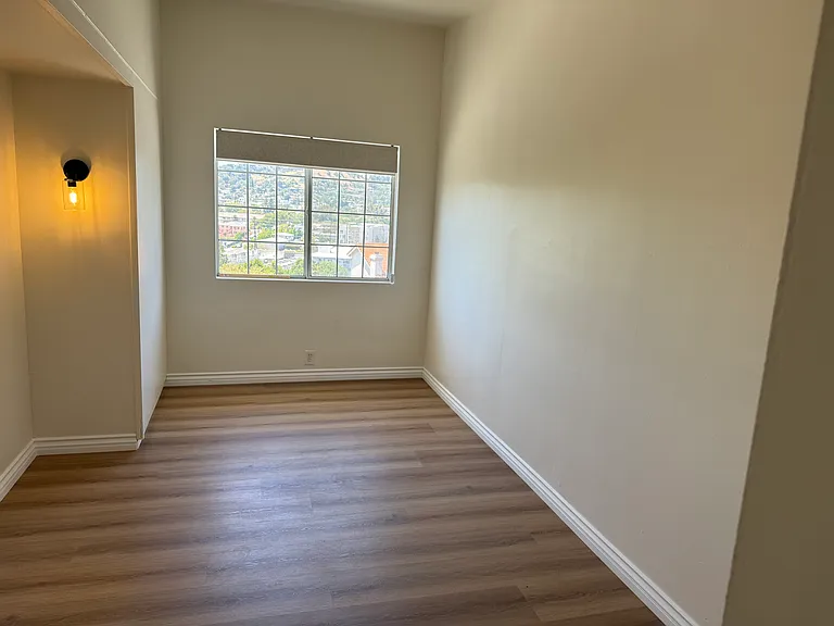 3634 W Avenue 42 — Photo 11