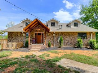 156 Disco Loop Rd, Friendsville, TN 37737