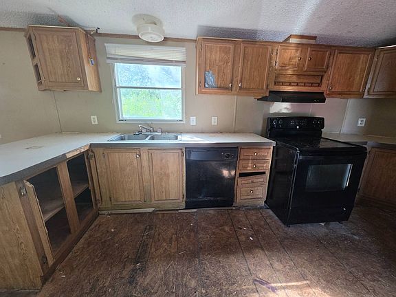 4th image of 2320 E Macarthur Rd Lot A44