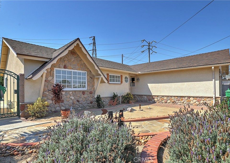 1st image of 6105 Macarthur Way