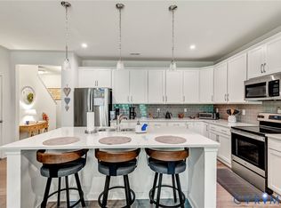7706 Leeds Castle Ln, New Kent, VA 23124