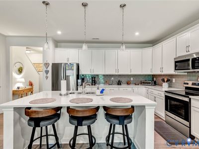 7706 Leeds Castle Ln, New Kent, VA, 23124