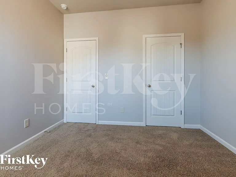 2202 Black Pebble Cir — Photo 12