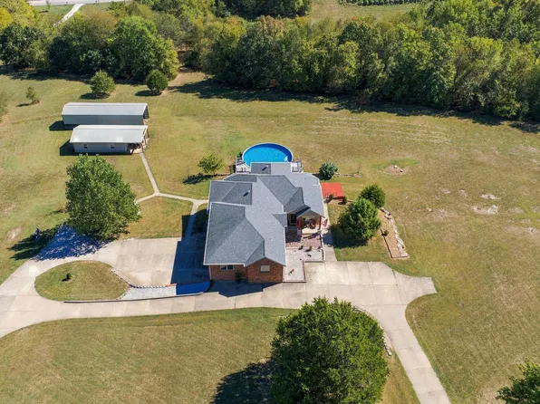 1218 Oak Hill Road, Ozark, MO 65721