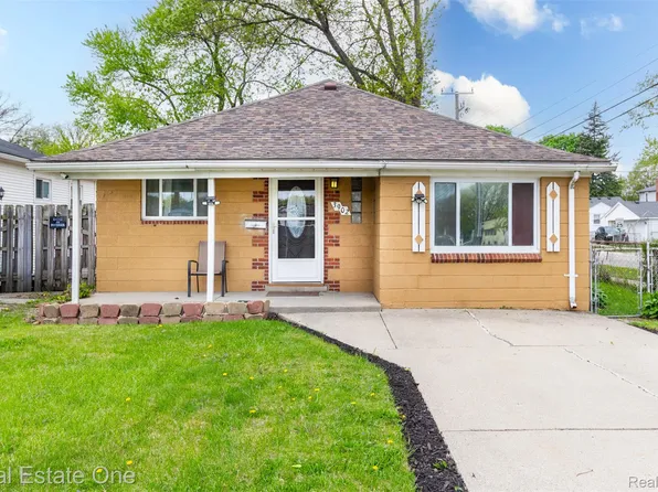 3902 Ziegler St, Dearborn Heights, MI 48125