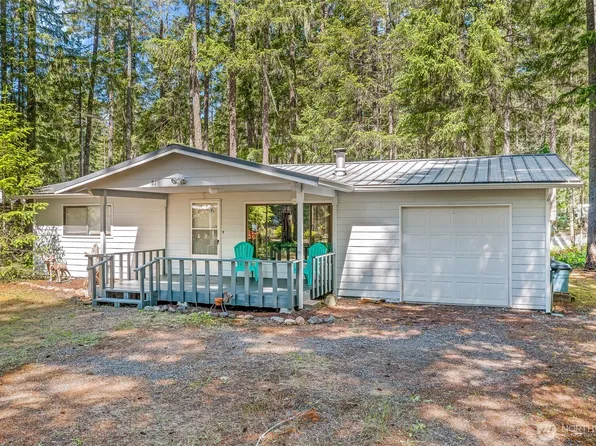 81 N Buckhorn Court, Hoodsport, WA 98548
