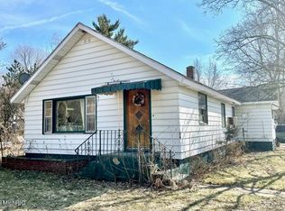 13315 State St, New Troy, MI 49119