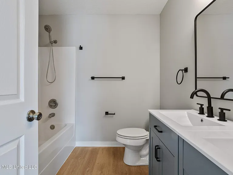 8205 Santa Fe Ave #A — Photo 13