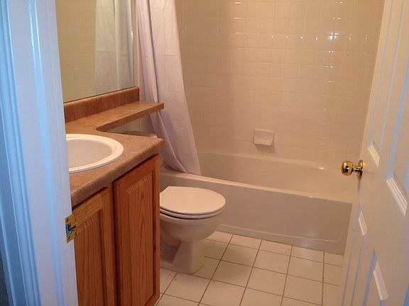Shared upstairs bath