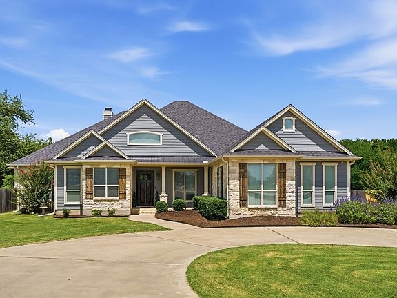 2nd image of 8 Freedom Ct