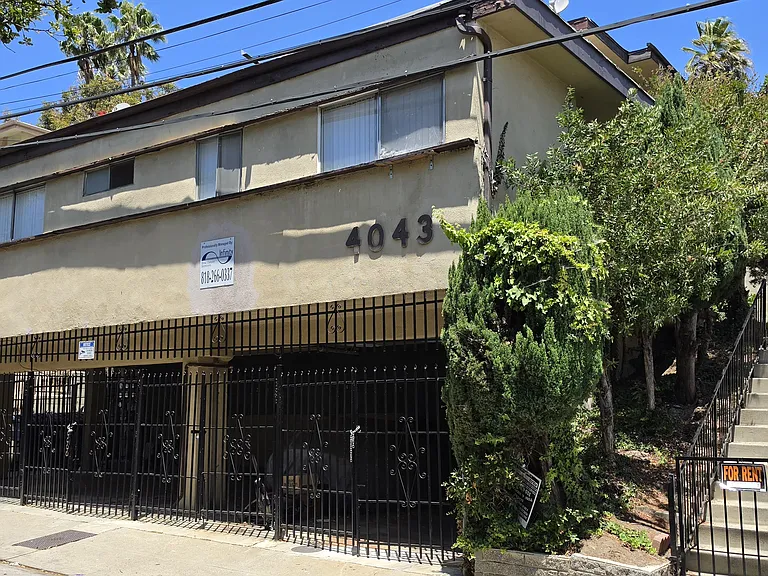 4043 Don Tomaso Dr #3 — Photo 30