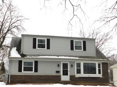 277 Cherrywood Rd, Buffalo Grove, IL, 60089