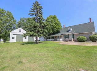 25 S Village Rd, Loudon, NH 03307