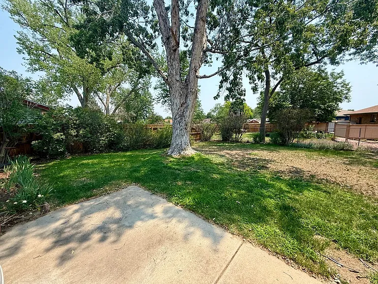 3126 W 5th St — Photo 27