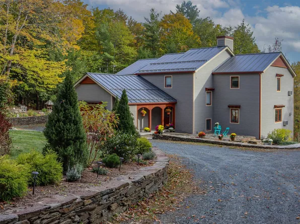 45 Golfview Lane, Hartford, VT 05059