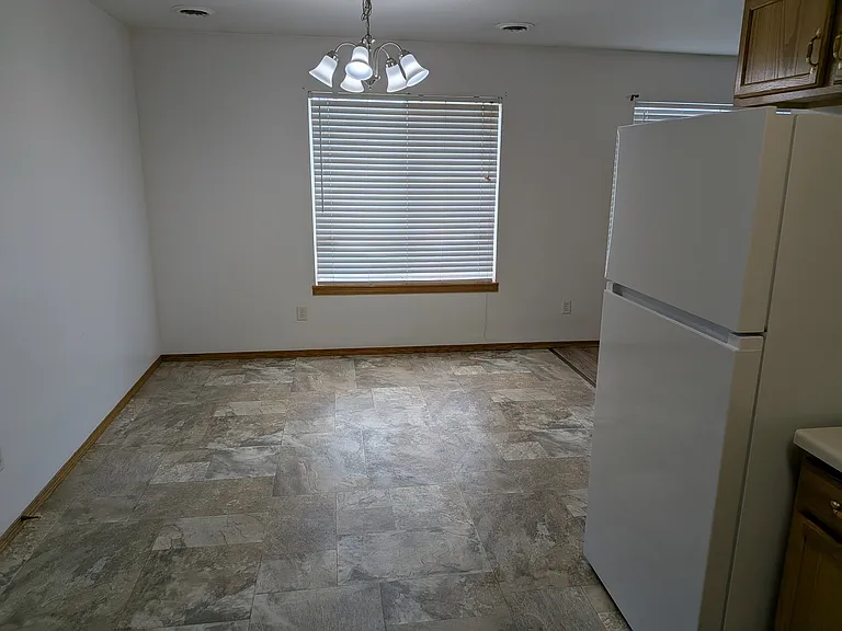106 N Park Ave #4 — Photo 2