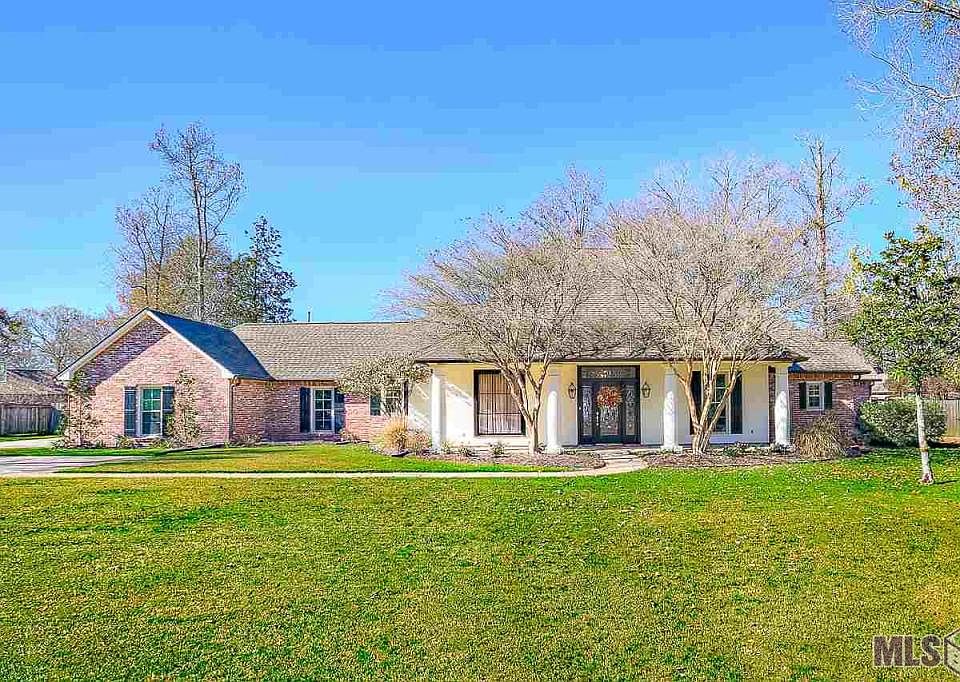 1st image of 13147 Twin Oaks Dr