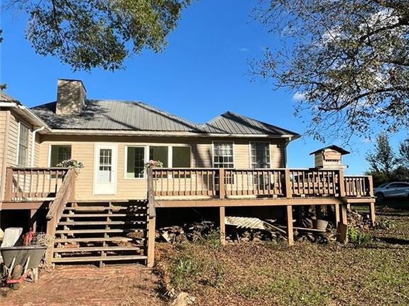 94 Cedar Valley Rd, Montezuma, GA 31063